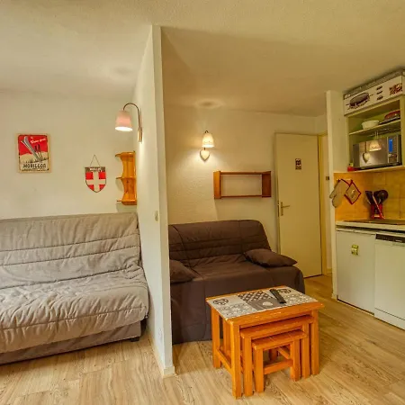Confortable A 1100 Pour 5 Pers, Tv, Animaux Admis *